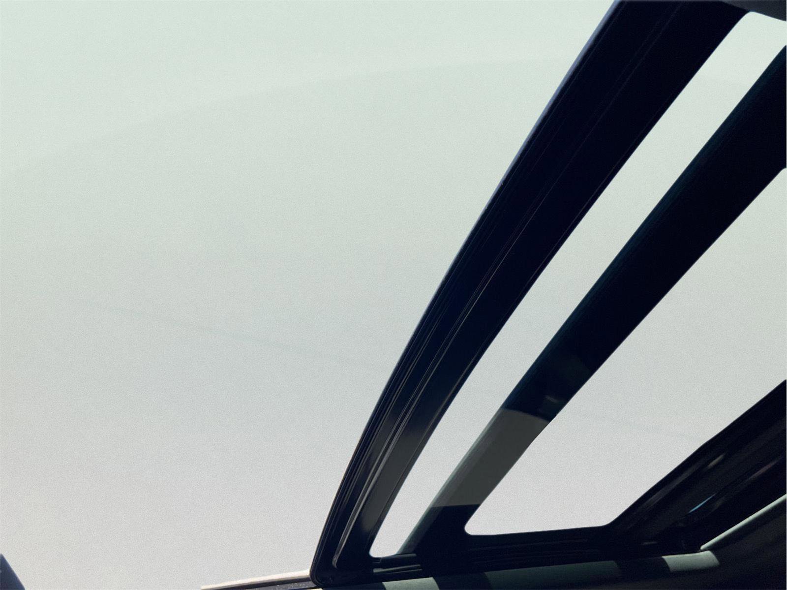 Used 2018 Ford F350 Lariat w/ Lariat Ultimate Package image 29