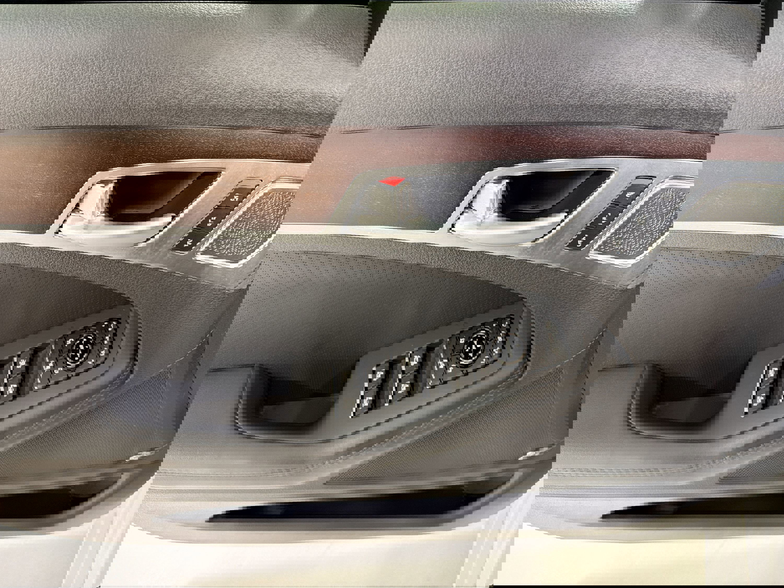 Used 2020 Genesis G80 5.0 Ultimate image 12