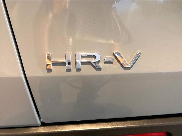 Used 2024 Honda HR-V Sport image 32