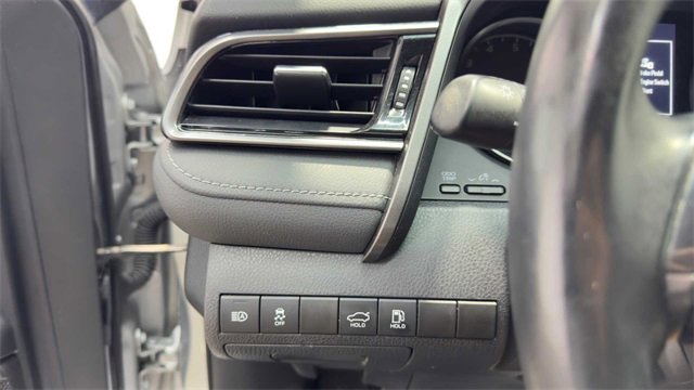Used 2022 Toyota Camry SE image 24