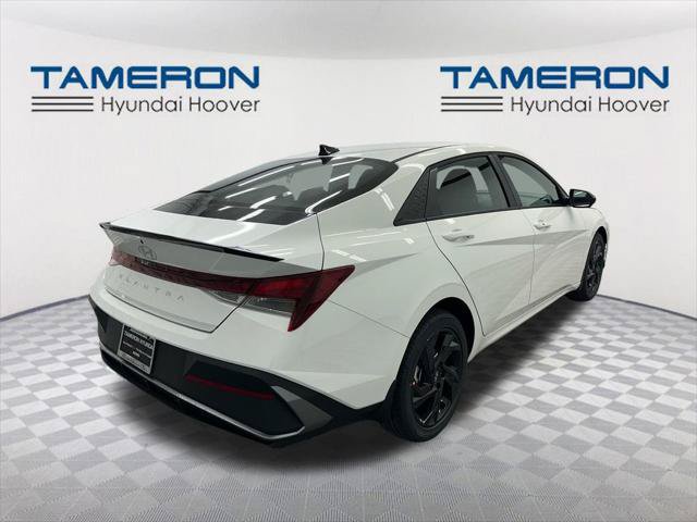 New 2026 Hyundai Elantra SEL Sport FWD image 5