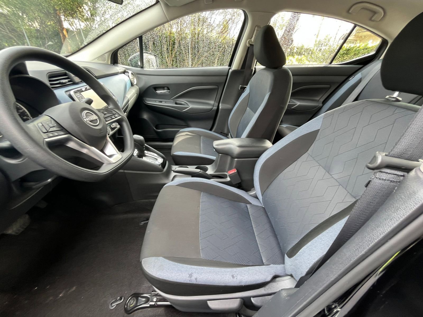 Used 2025 Nissan Versa SV image 24