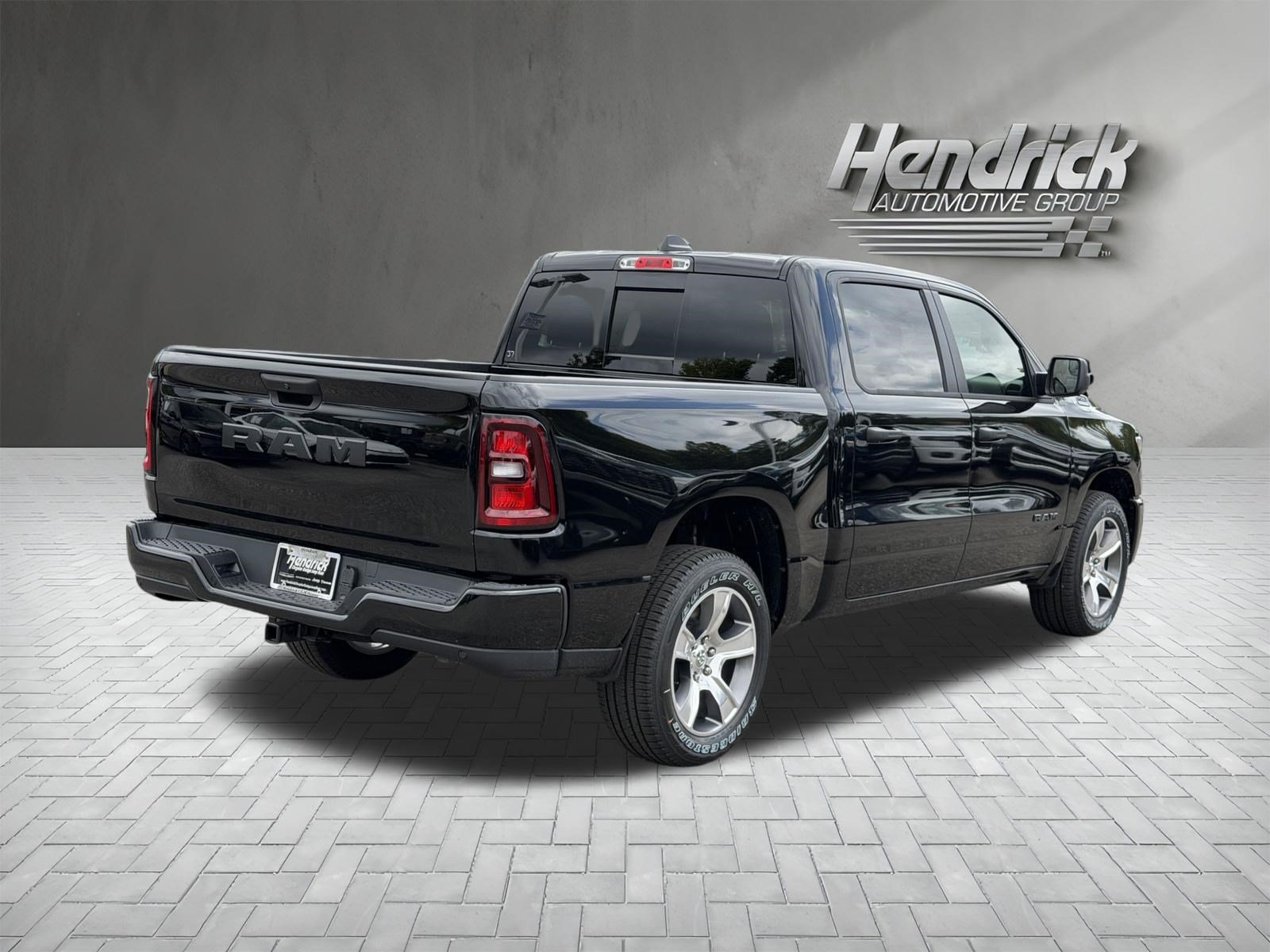 New 2026 RAM 1500 Express RWD image 10