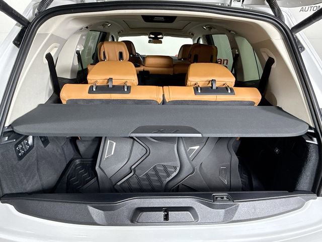 Used 2023 BMW X7 xDrive40i w/ Premium Package AWD/4WD image 28