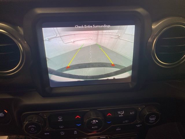 Used 2023 Jeep Wrangler Sahara AWD/4WD image 19