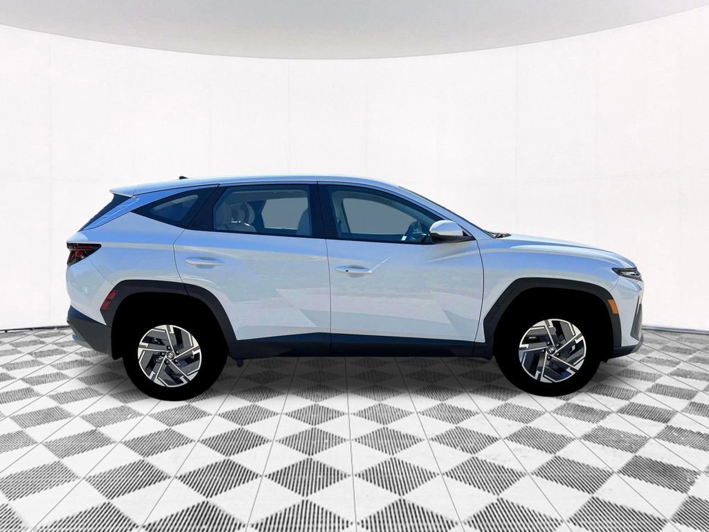 New 2026 Hyundai Tucson Blue SE AWD/4WD image 14