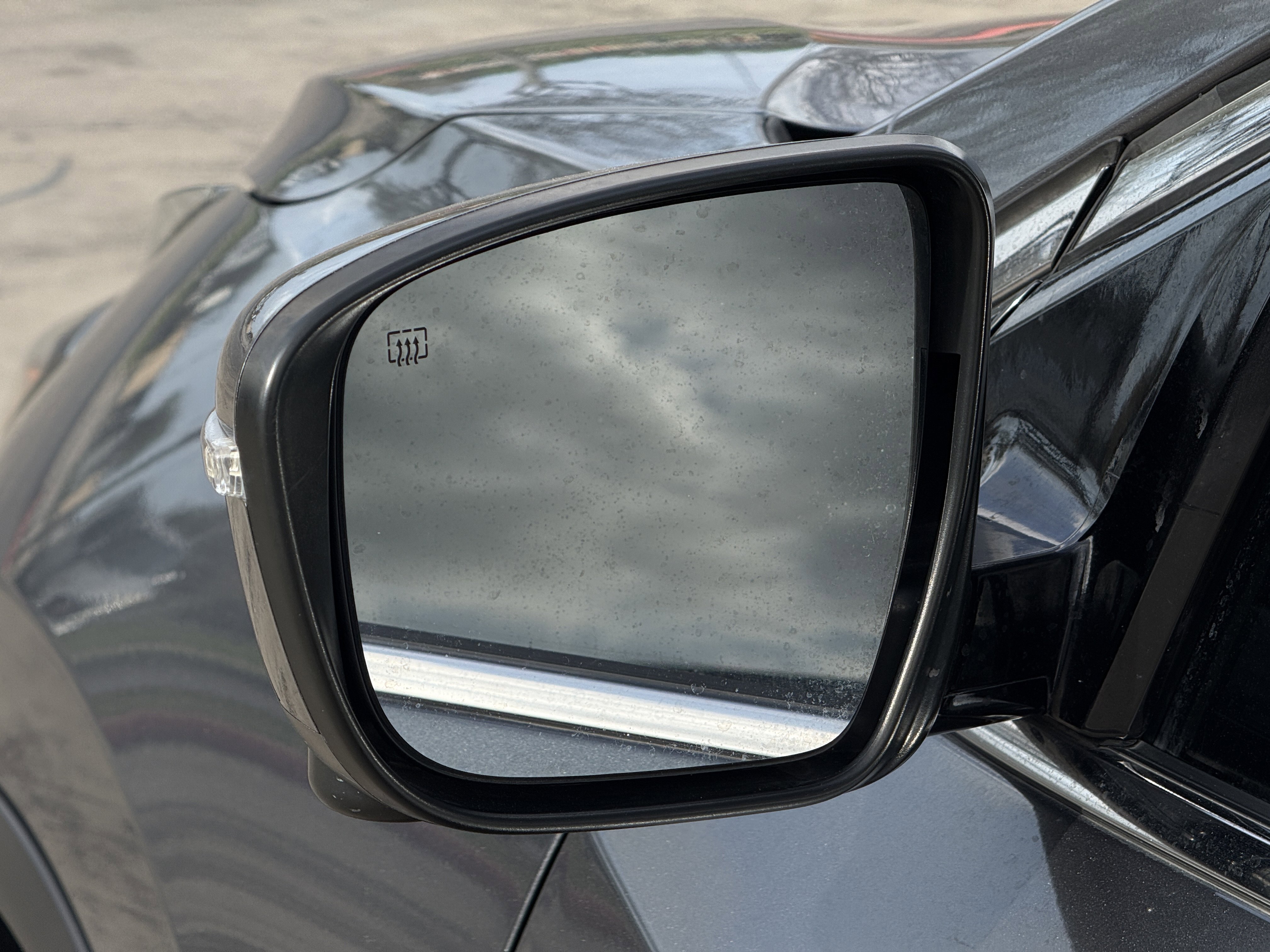 Used 2020 Nissan Murano SV w/ Premium Package image 12