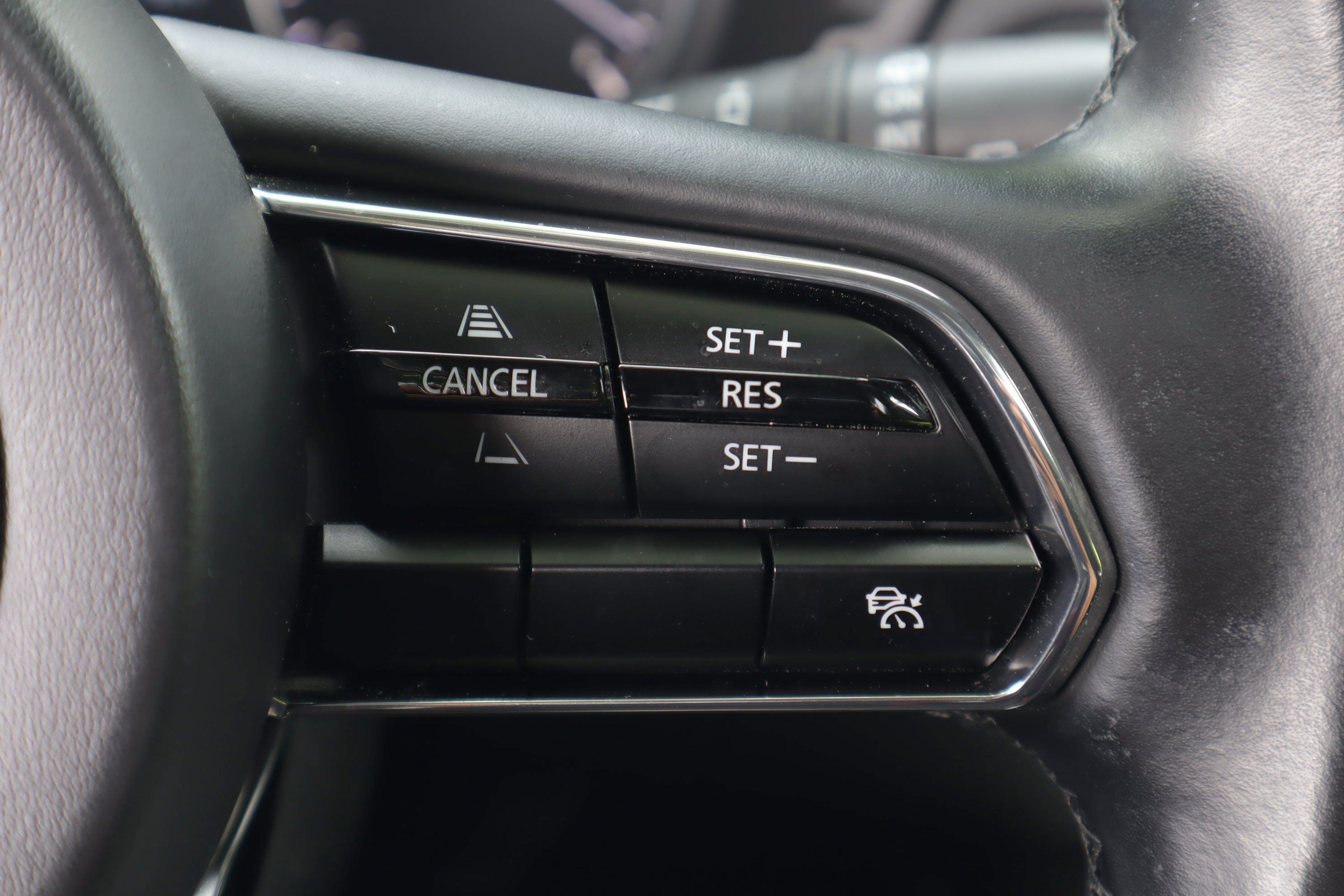 Certified 2024 MAZDA CX-90 3.3 Turbo w/ Preferred Plus AWD/4WD image 19
