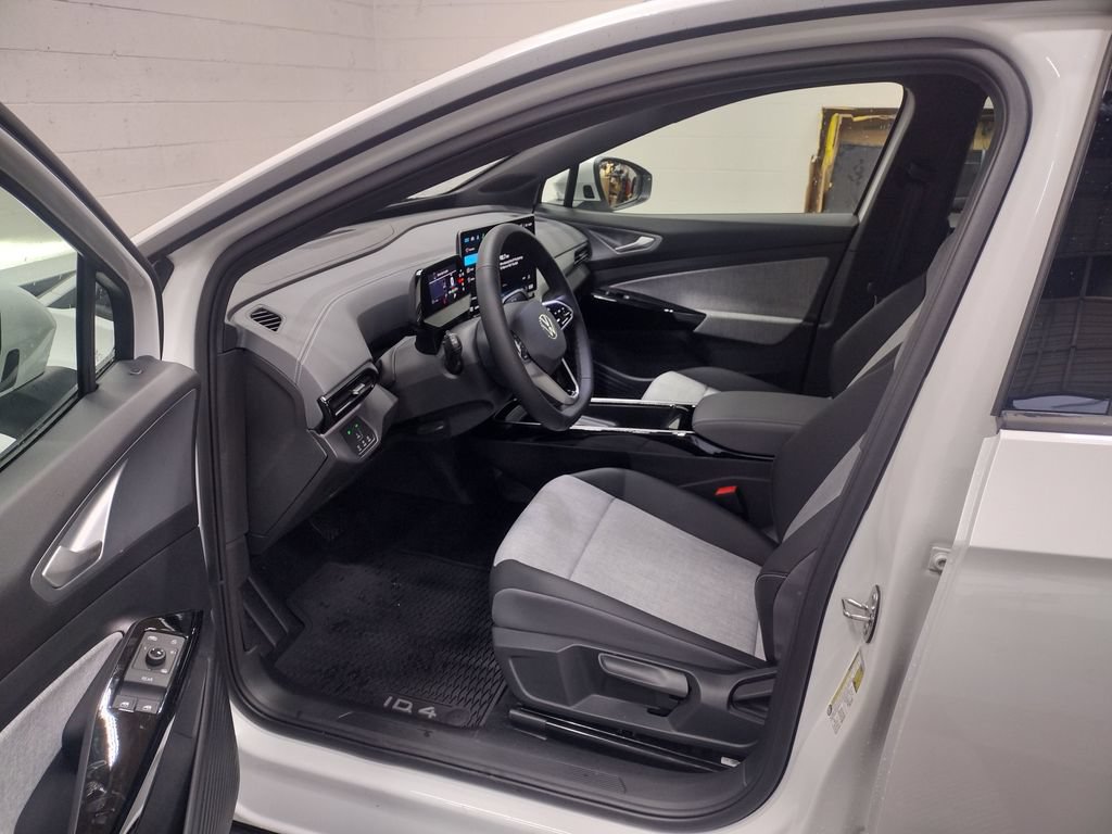 New 2026 Volkswagen ID.4 Pro AWD/4WD image 17