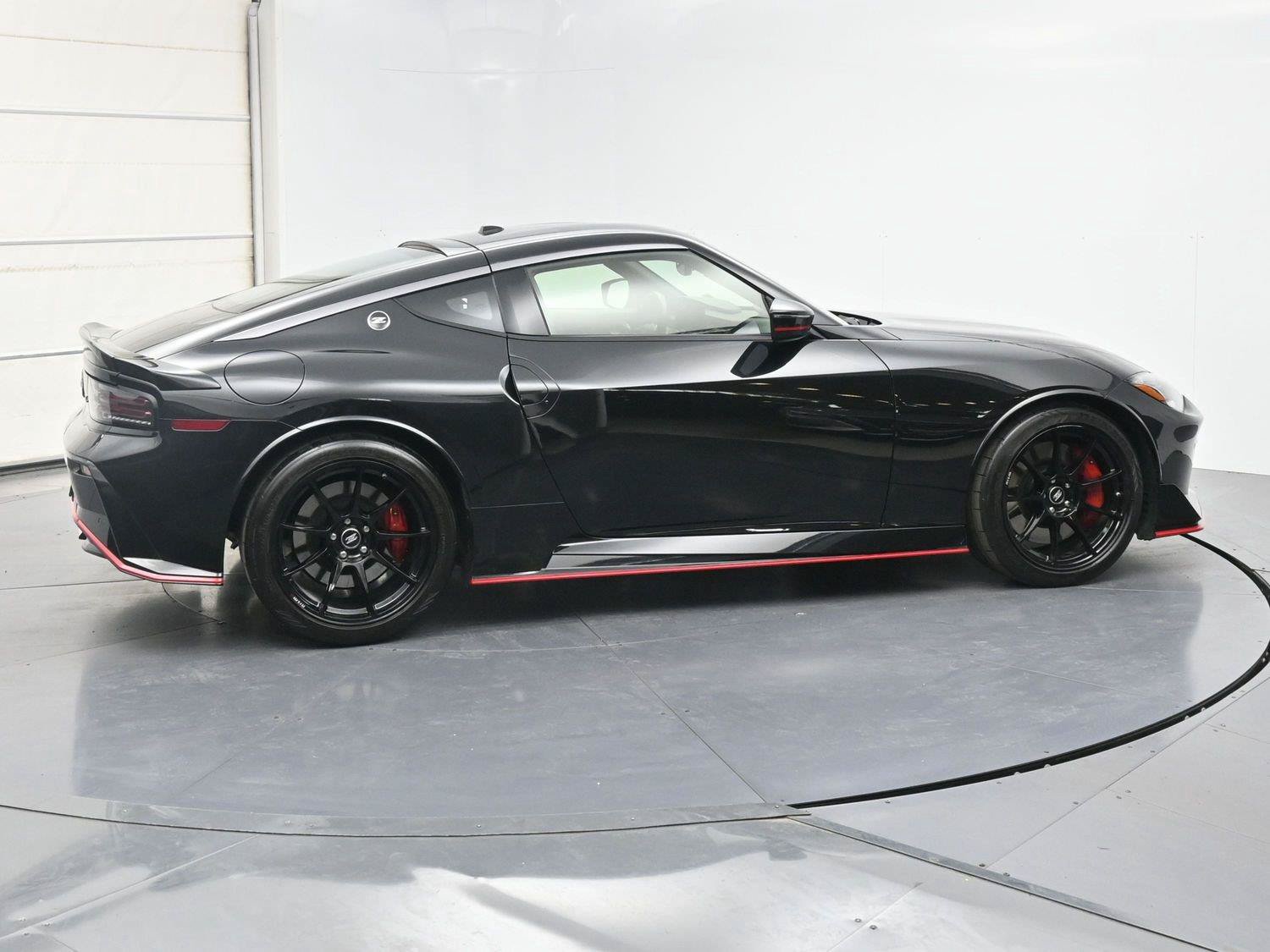 Certified 2024 Nissan Z NISMO w/ Floor Mat Package RWD image 30