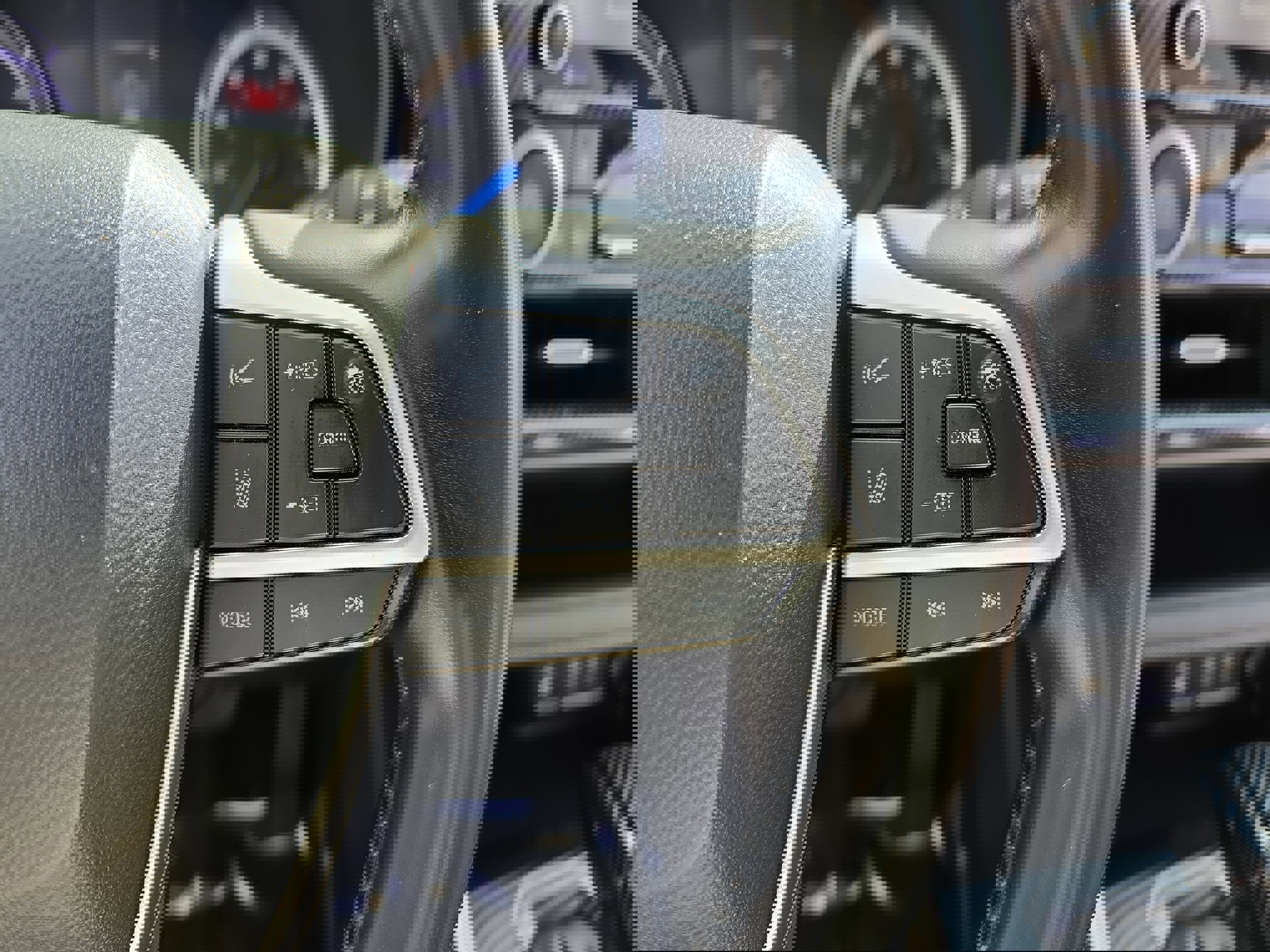 Used 2022 Toyota Highlander LE image 20