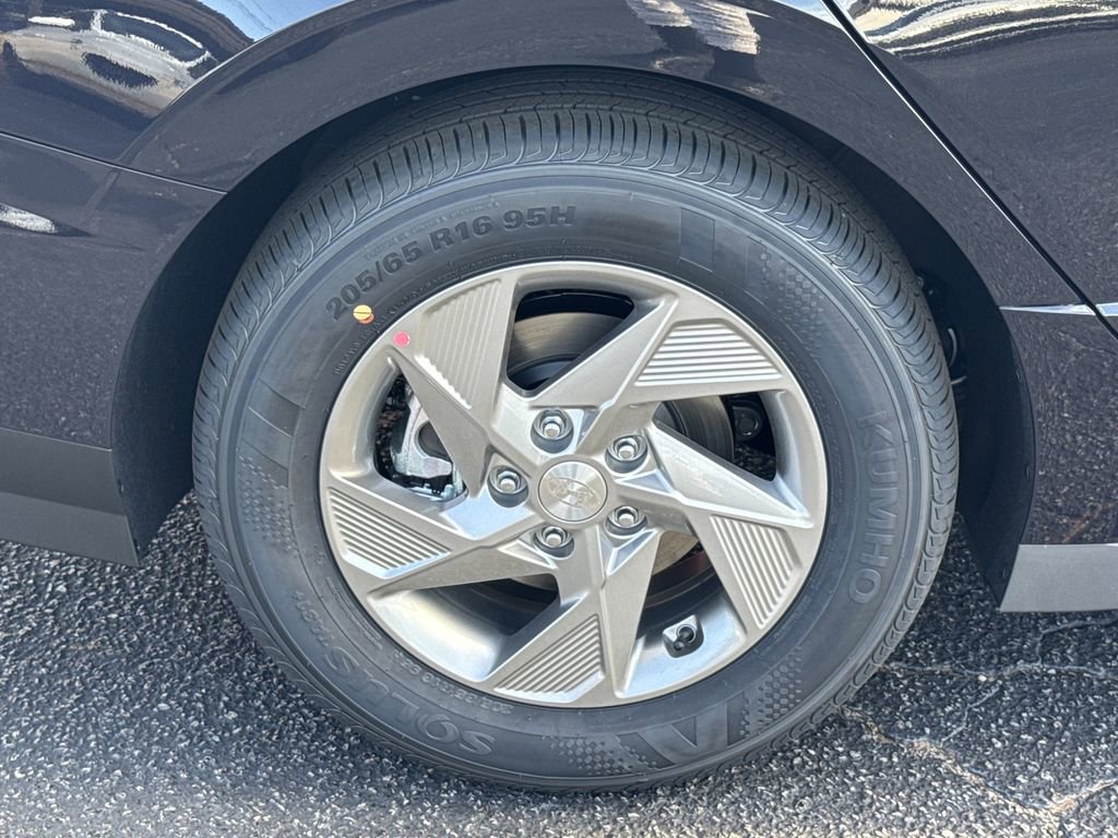 New 2026 Hyundai Sonata SE FWD image 17