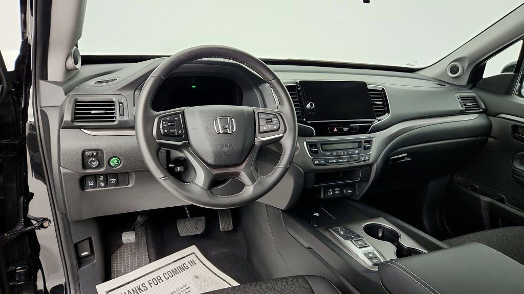 Used 2025 Honda Ridgeline Sport+ image 12