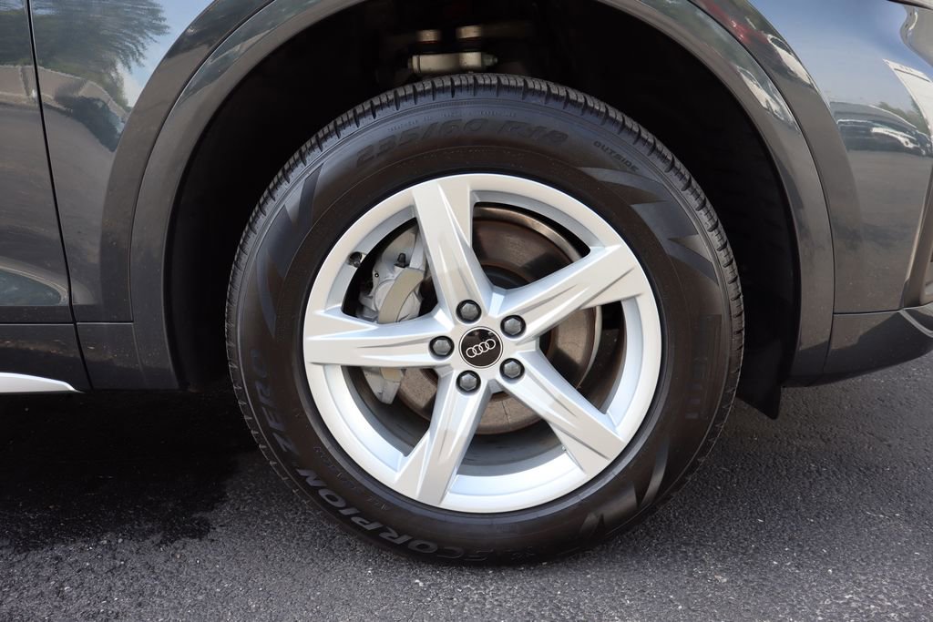 Used 2025 Audi Q5 2.0T Premium AWD/4WD image 16