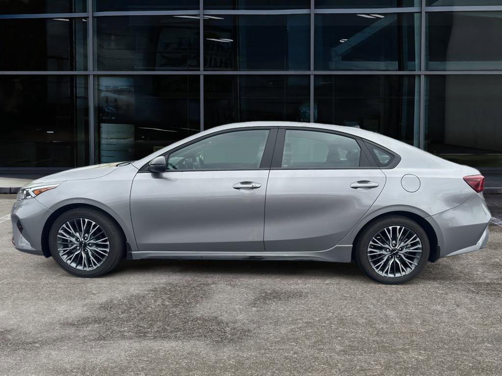 Used 2024 Kia Forte GT-Line w/ GT-Line Premium Package image 8