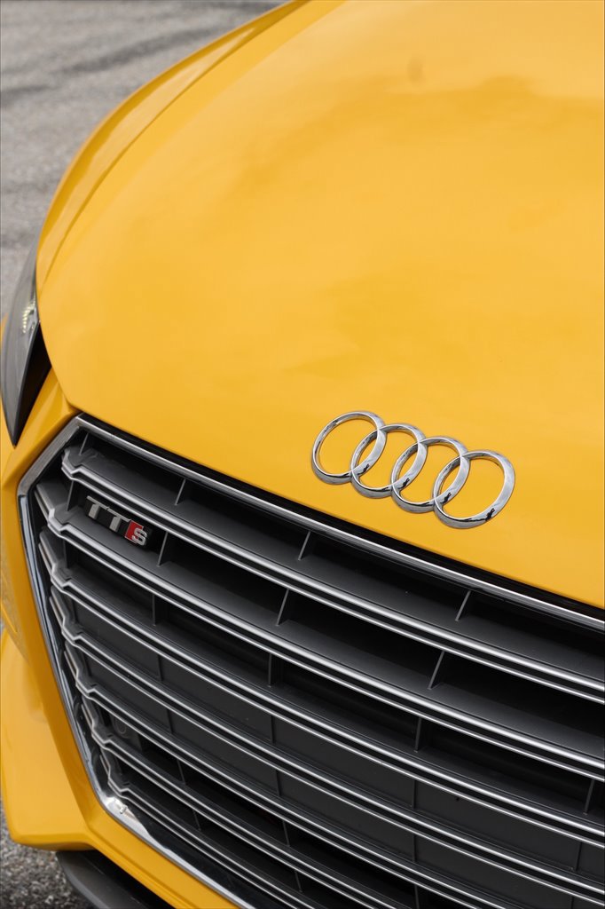 Used 2016 Audi TTS 2.0T Coupe w/ Technology Package image 7