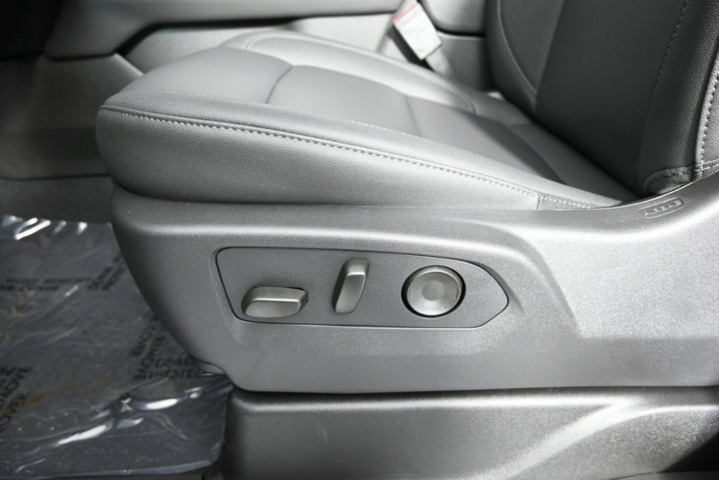 New 2026 Chevrolet Suburban Z71 w/ Z71 Off-Road Package image 24