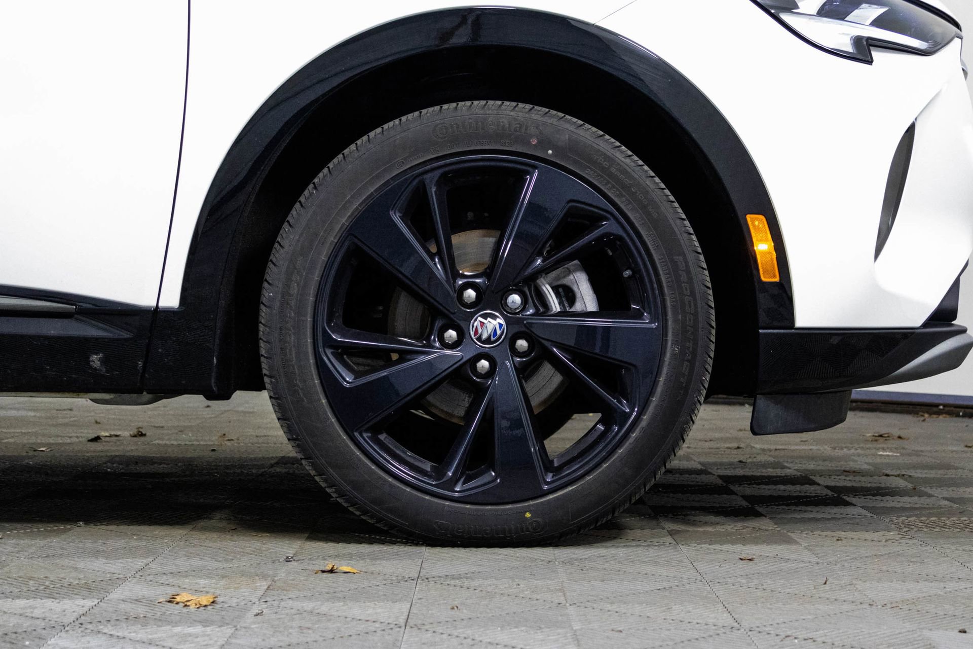 Used 2023 Buick Envision Essence w/ Sport Touring Package image 42