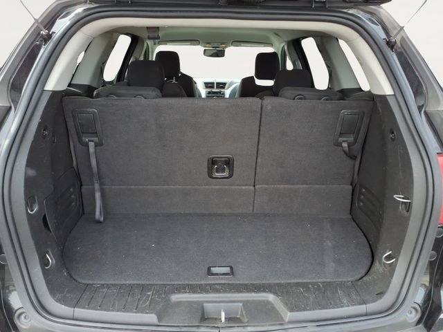 Used 2010 Chevrolet Traverse LT w/ Personal Connectivity Package FWD image 23