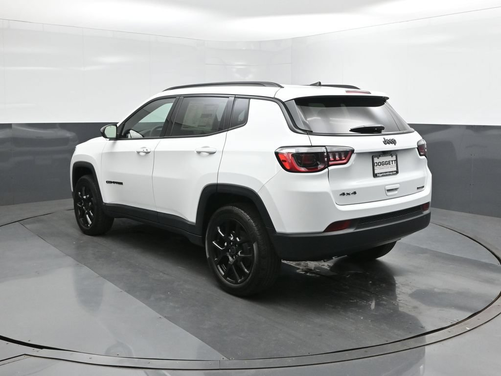 New 2026 Jeep Compass Latitude AWD/4WD image 5