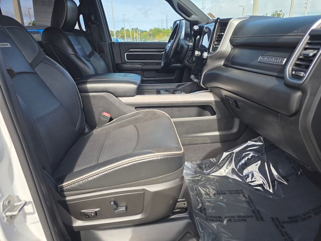 Used 2020 RAM 3500 Laramie image 10