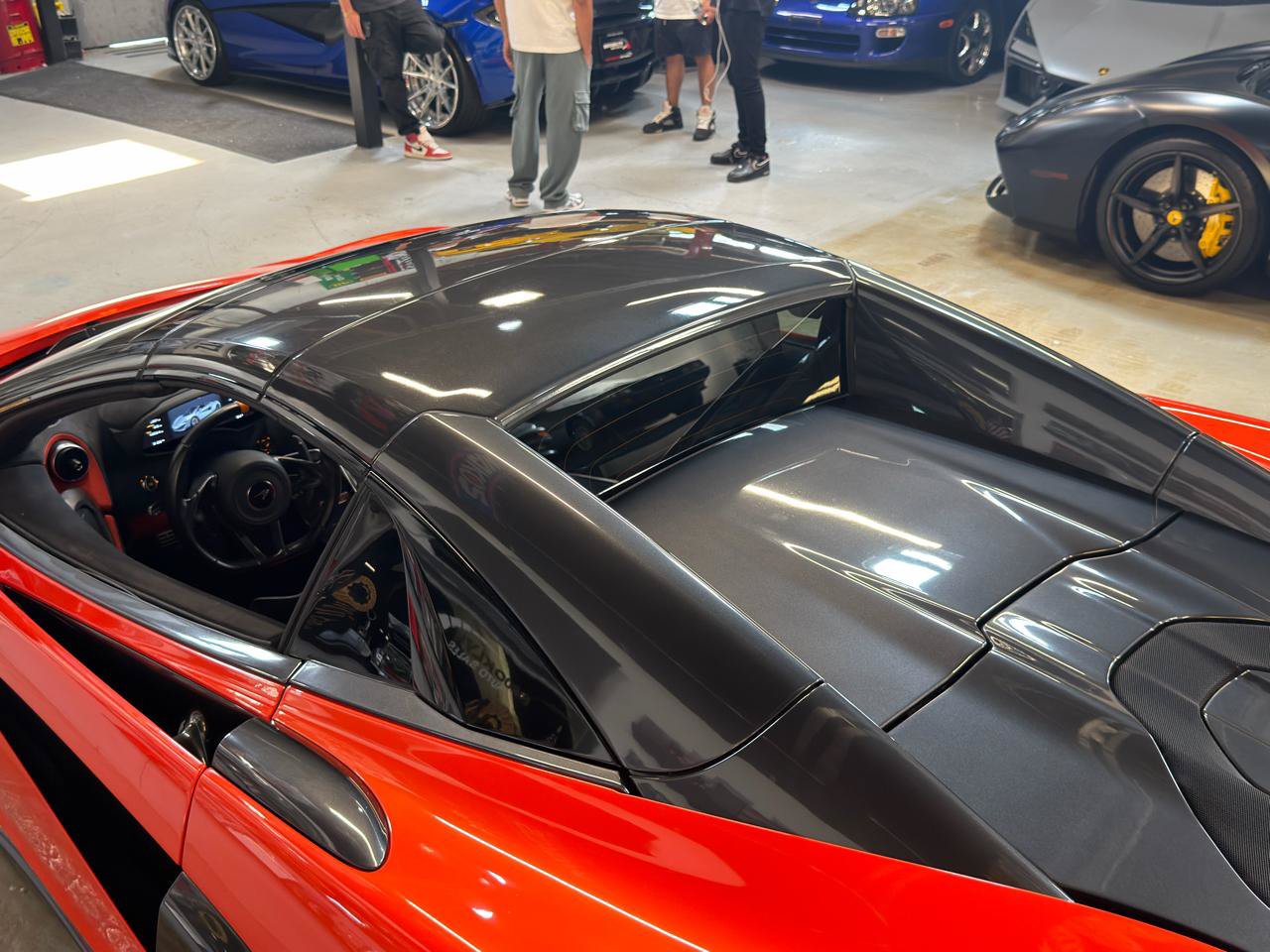 Used 2020 McLaren 600LT Spider RWD image 29