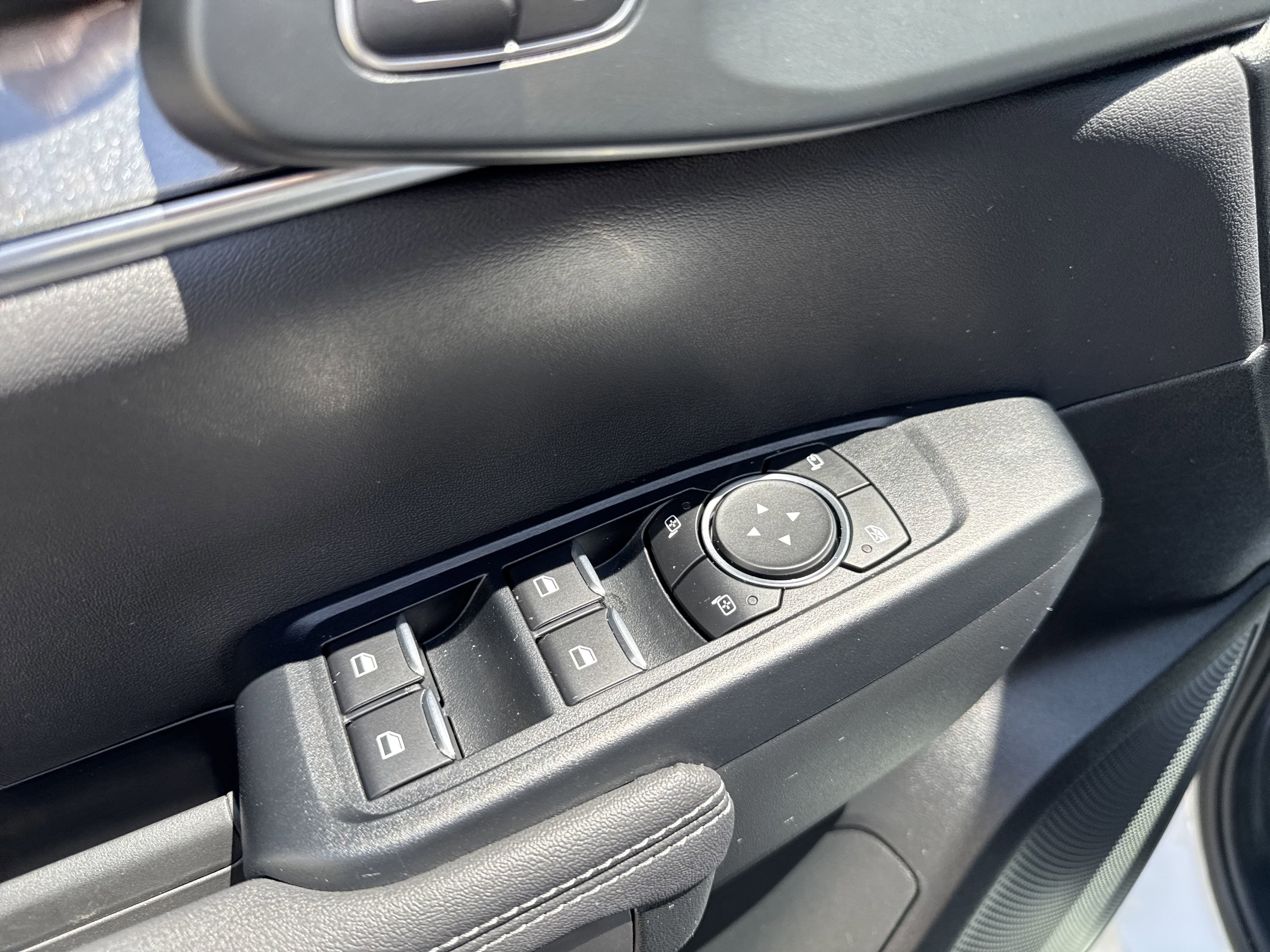 New 2025 Ford Ranger Lariat w/ FX4 Off-Road Package image 21