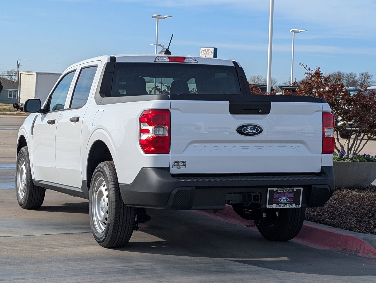 New 2026 Ford Maverick XL image 3
