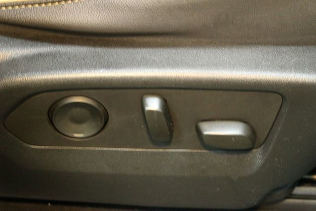 Used 2021 GMC Yukon SLT image 12