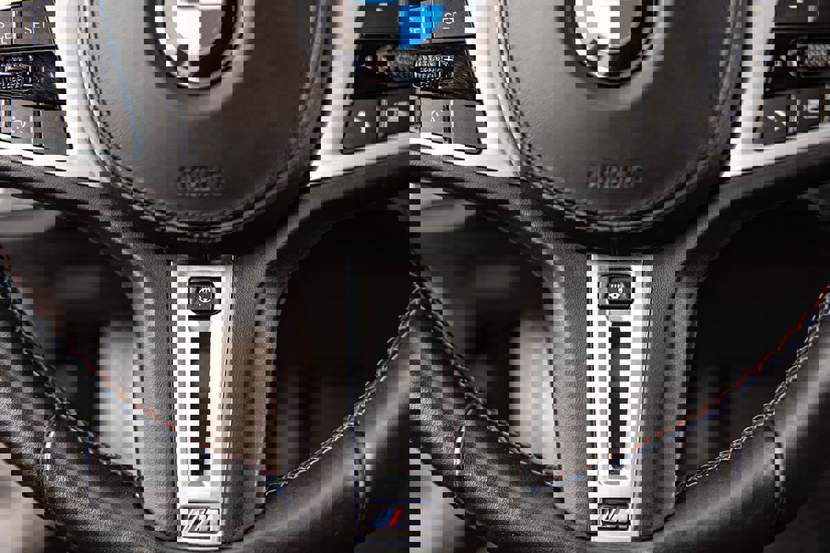 Used 2020 BMW M5 w/ Executive Package image 27