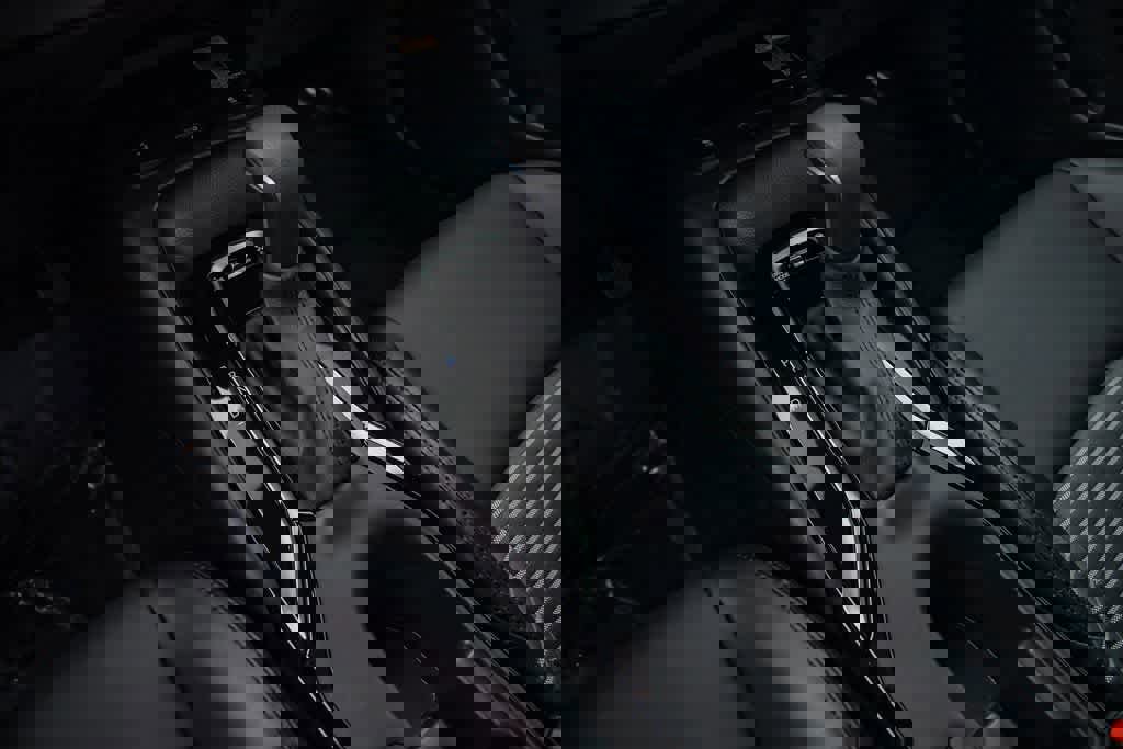 Used 2025 Toyota Corolla XSE image 19