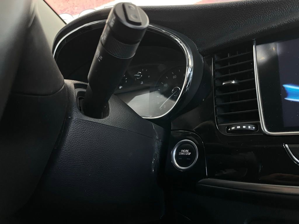 Used 2017 Buick Encore Preferred image 28