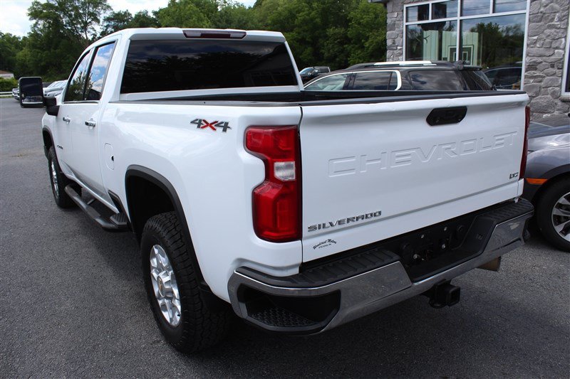 Used 2021 Chevrolet Silverado 2500 LTZ AWD/4WD image 5