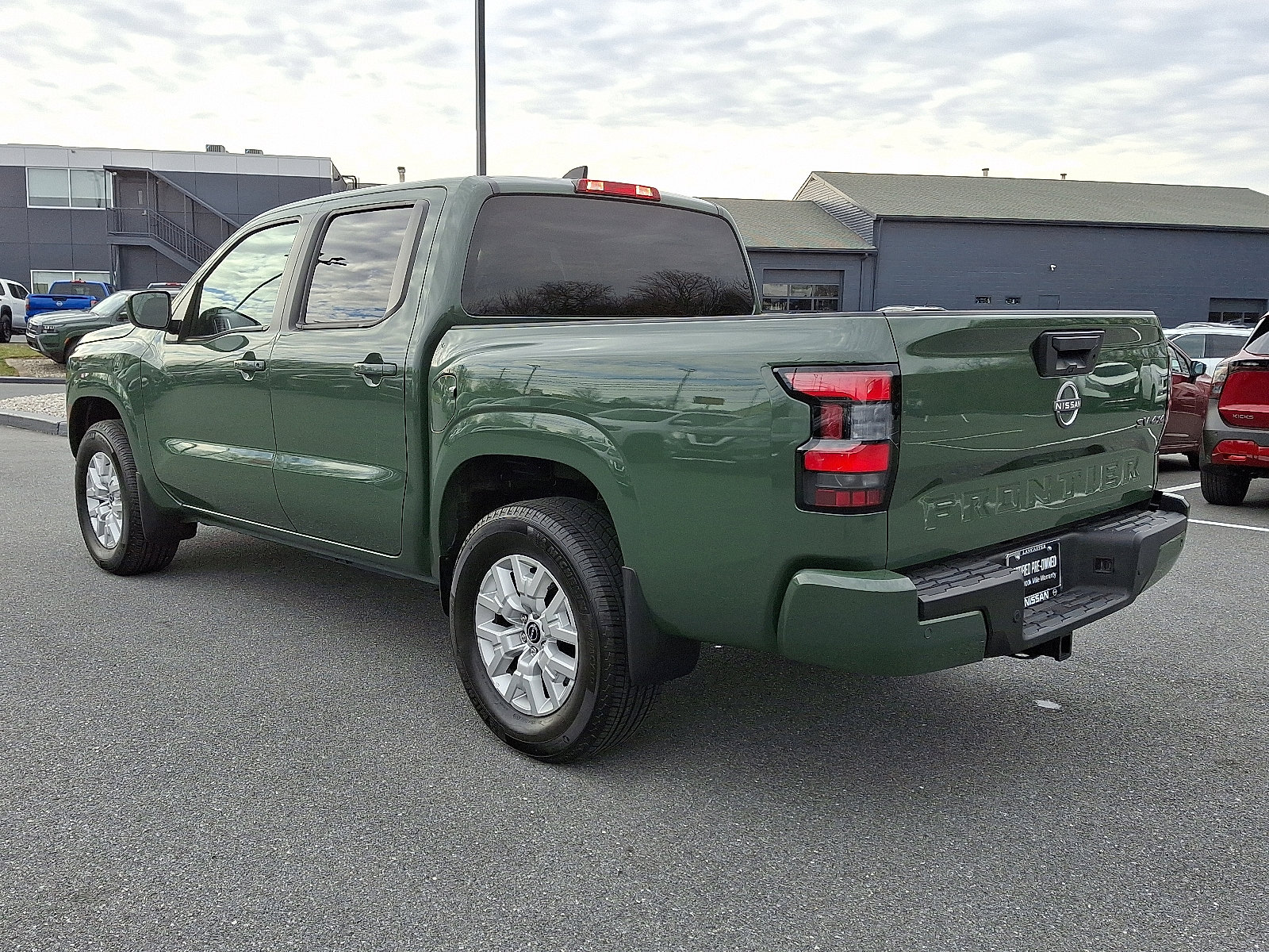 Certified 2023 Nissan Frontier SV w/ Technology Package image 6