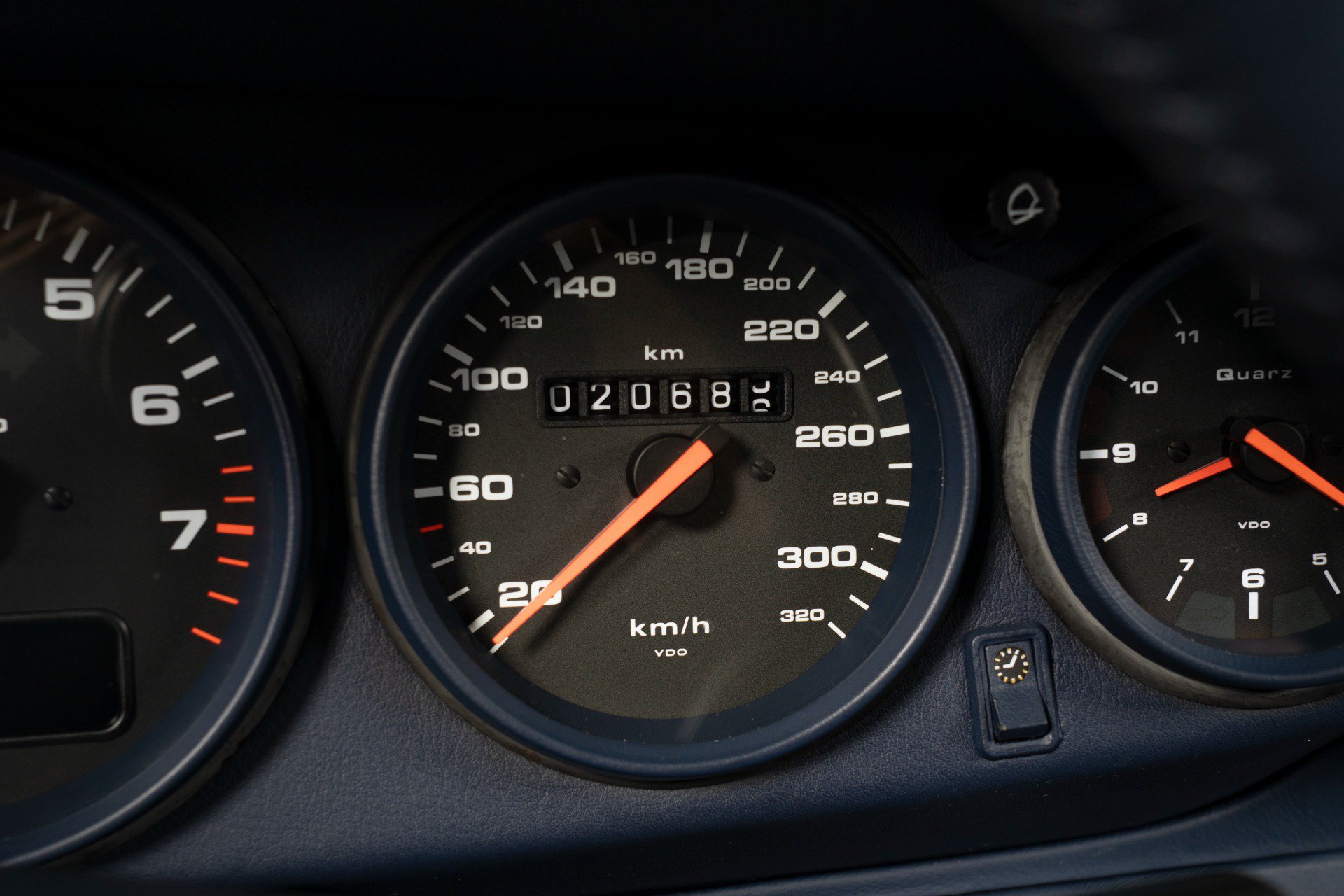 Used 1998 Porsche 911 image 18