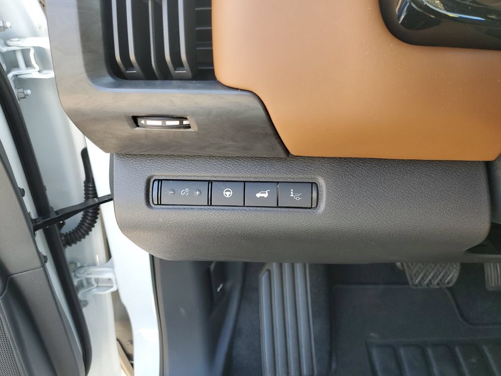 New 2026 Nissan Pathfinder Platinum AWD/4WD image 20