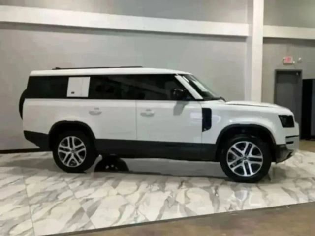 Used 2024 Land Rover Defender 130 S image 30