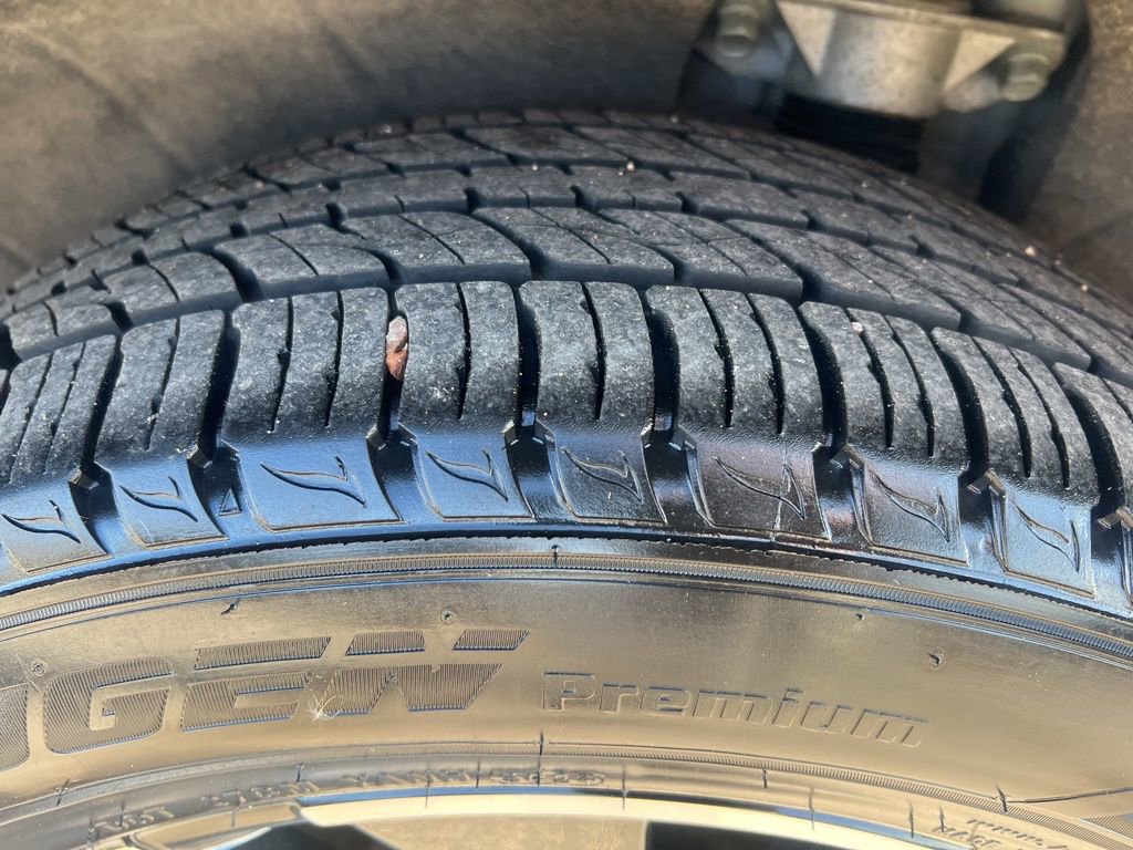 Certified 2023 Kia Sorento EX w/ Panoramic Sunroof Package image 41