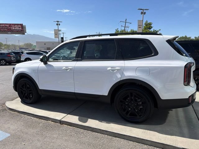 Certified 2025 Kia Telluride EX X-Line AWD/4WD image 4