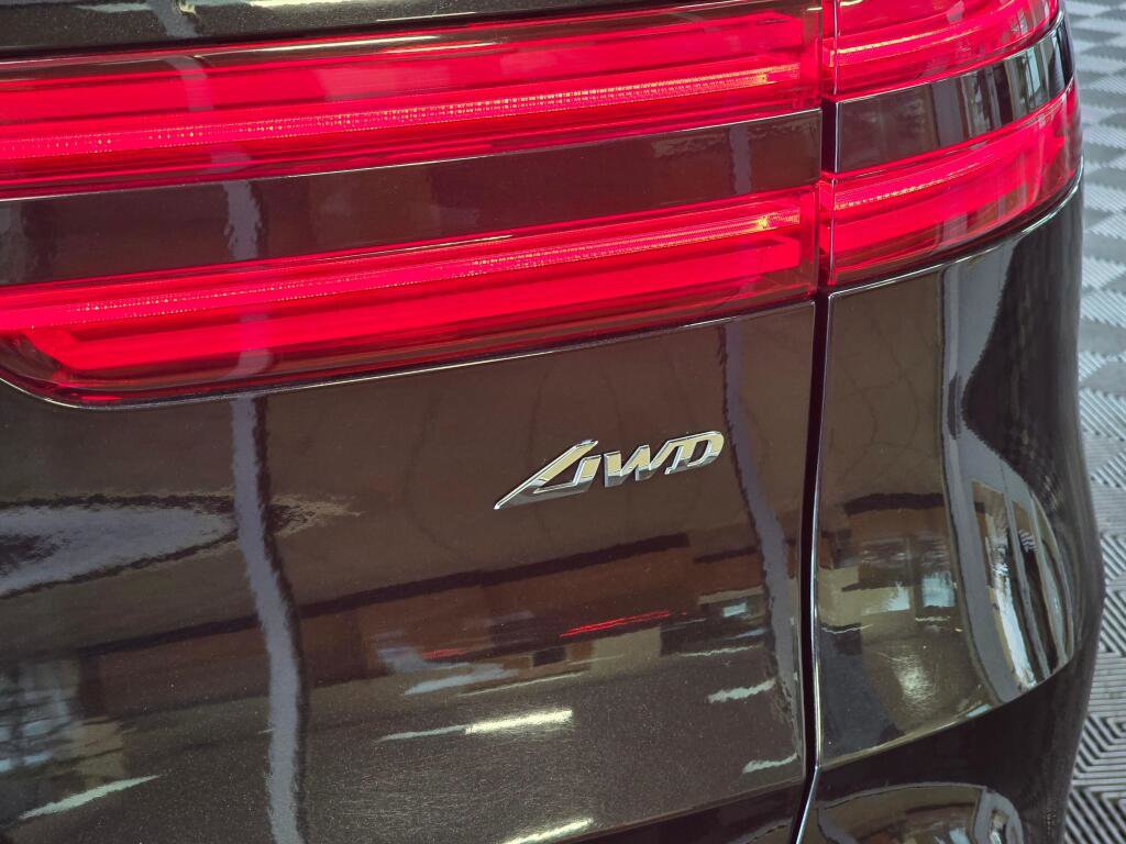 Used 2025 Genesis GV70 2.5T image 15