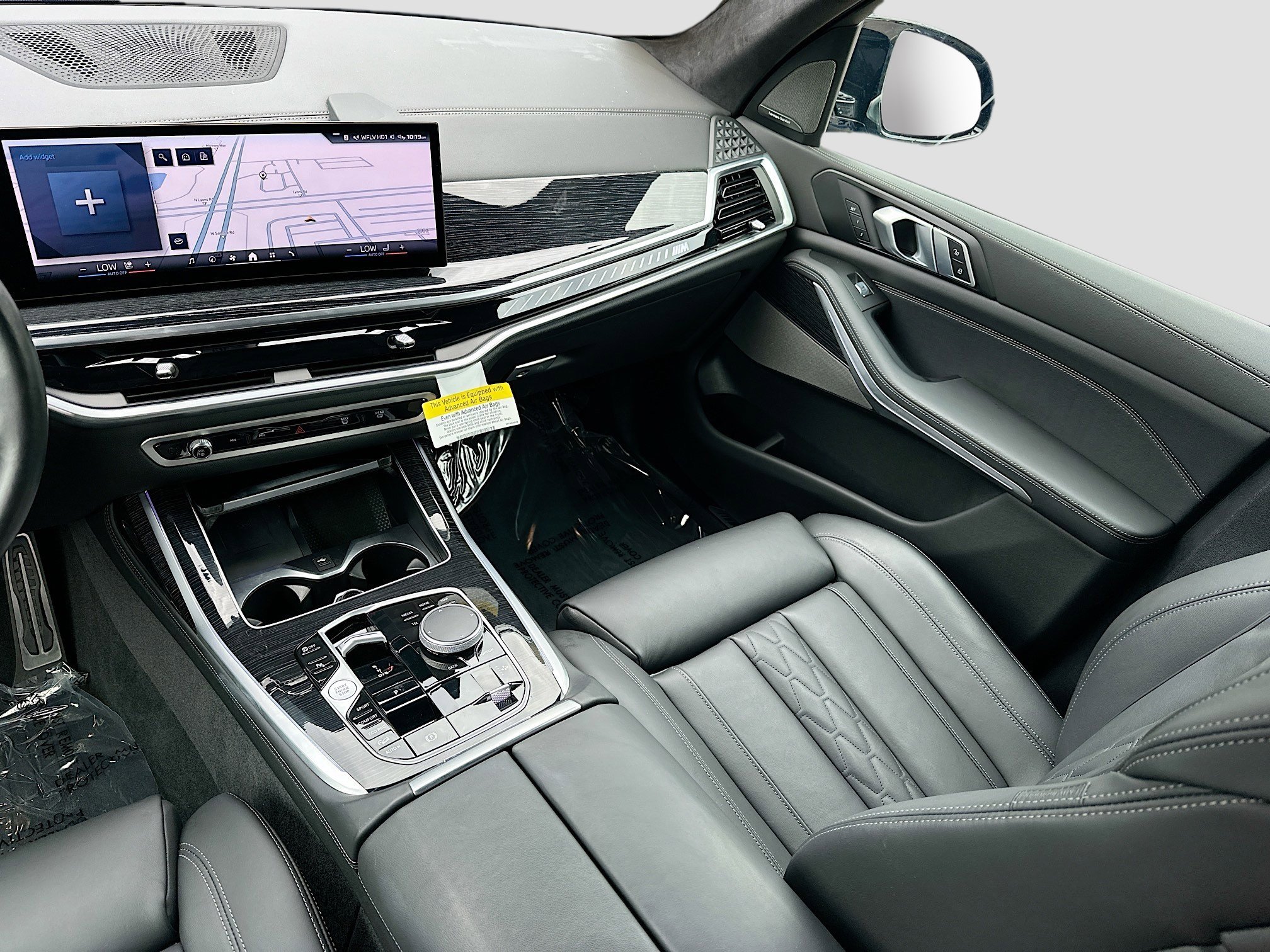 Certified 2024 BMW X7 M60i w/ M Sport Professional Package image 24