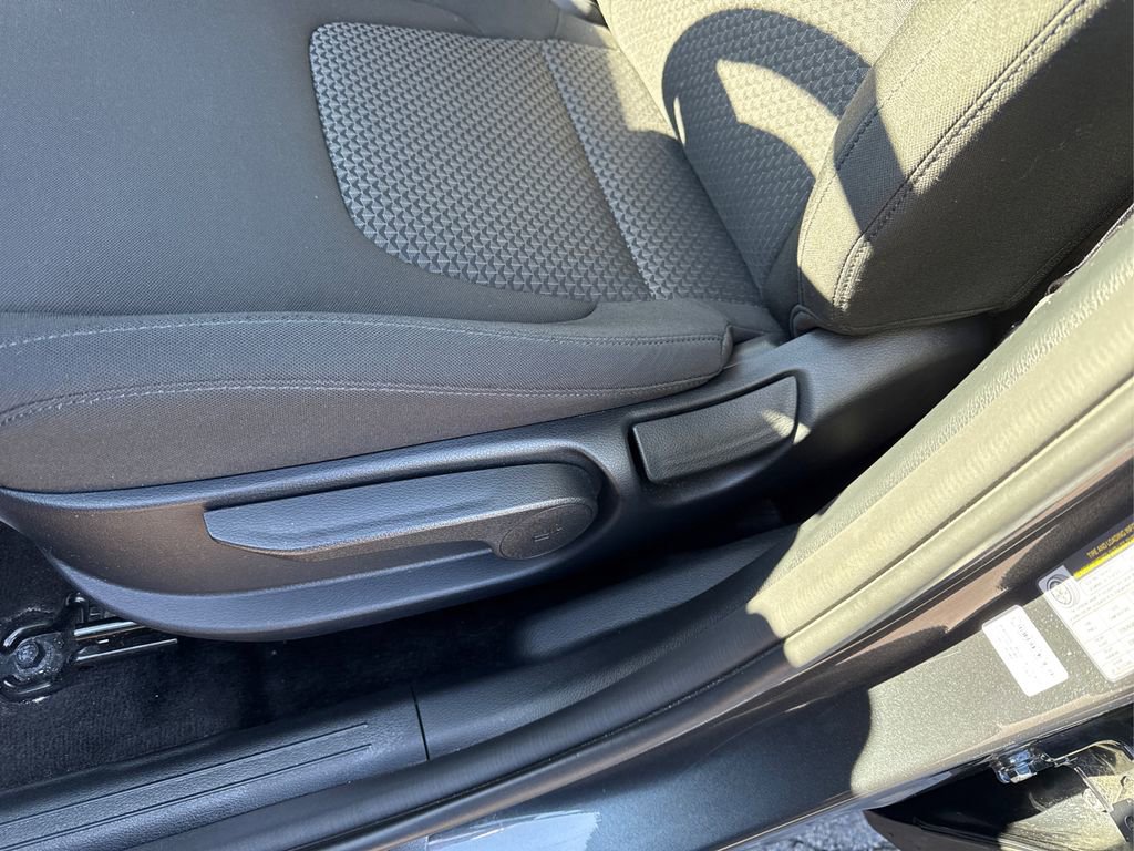 Certified 2025 Kia Sportage LX image 22