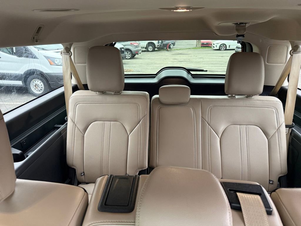 Used 2024 Ford Expedition Max Limited image 33