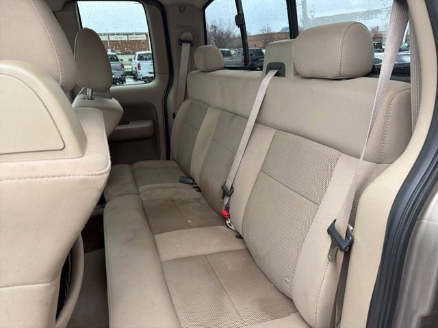 Used 2005 Ford F150 XLT image 23