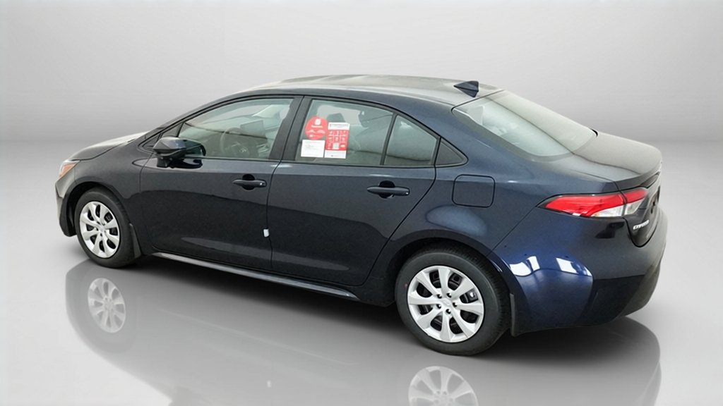 New 2027 Toyota Corolla LE FWD image 31