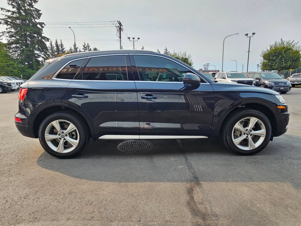 Used 2020 Audi Q5 2.0T Premium w/ Convenience Package AWD/4WD image 6