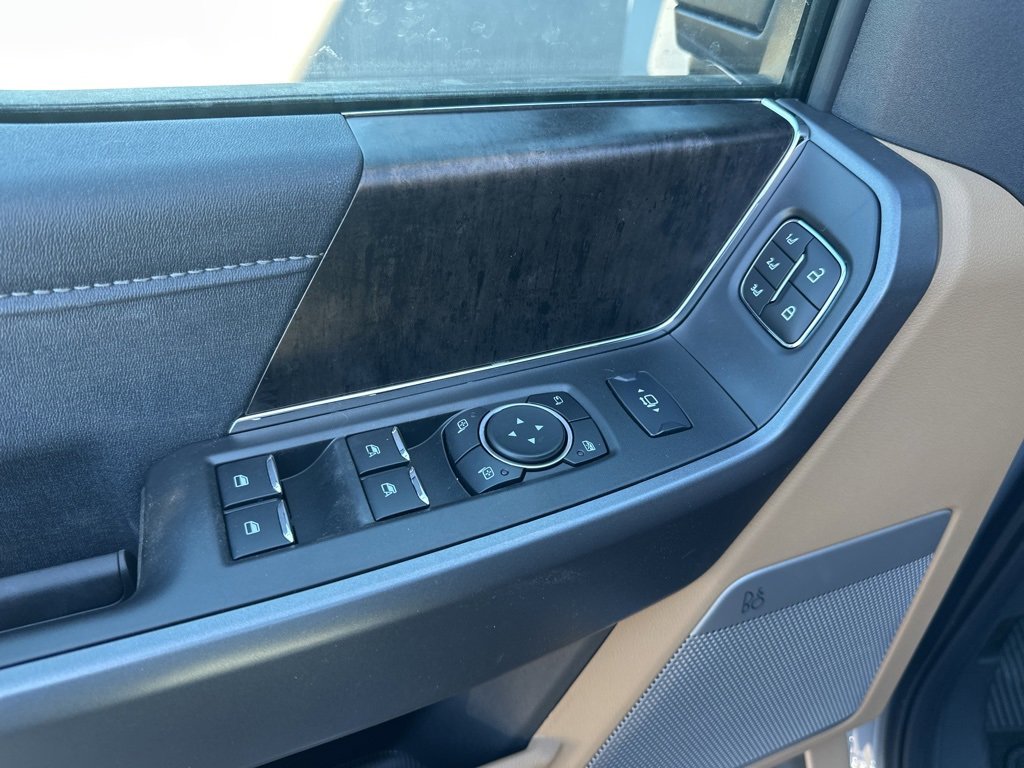 New 2025 Ford F350 Lariat image 6