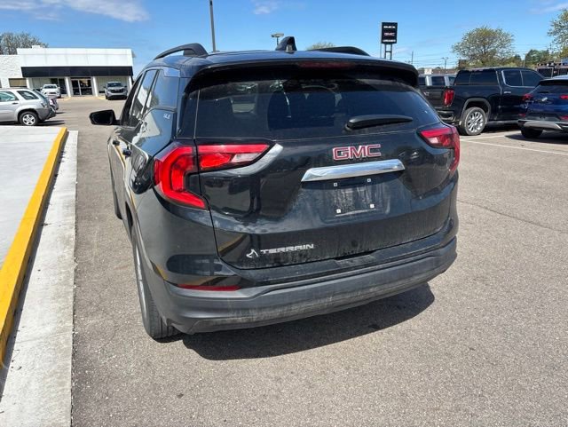 Used 2020 GMC Terrain SLE w/ Driver Convenience Package FWD image 10