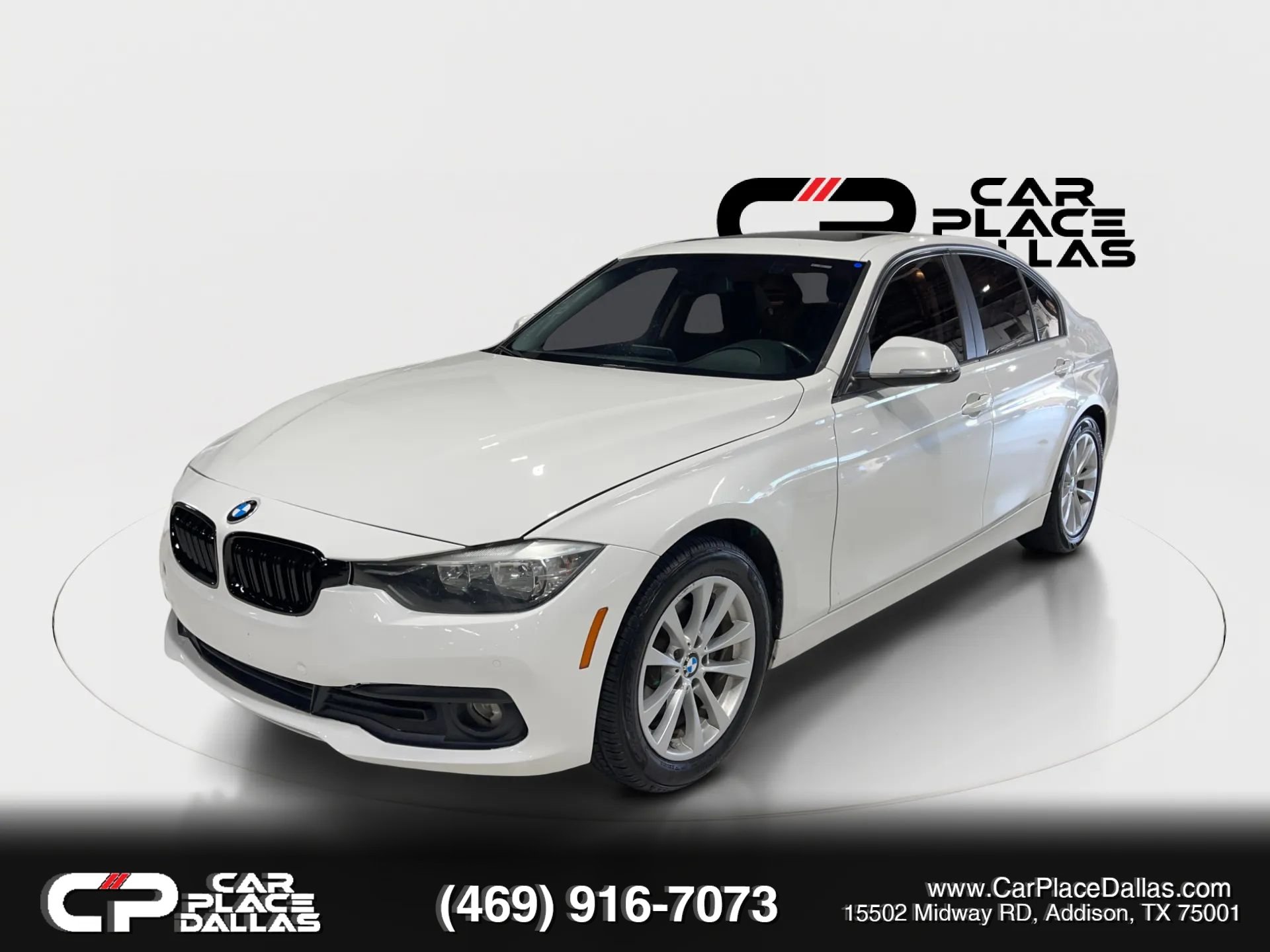 Used 2017 BMW 320i Sedan RWD image 3