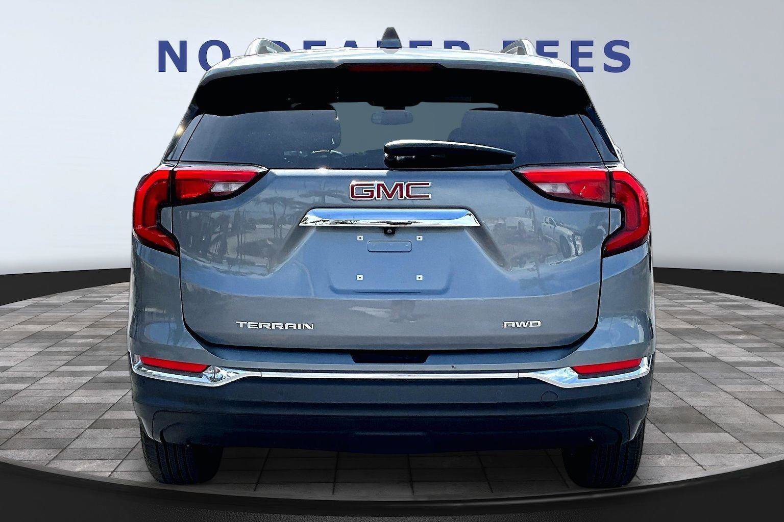 Used 2020 GMC Terrain SLT w/ Preferred Package image 5